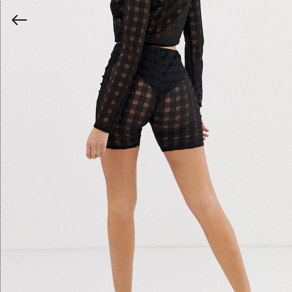 Missguided Check Mesh 2 Piece set - Picture 4 of 9